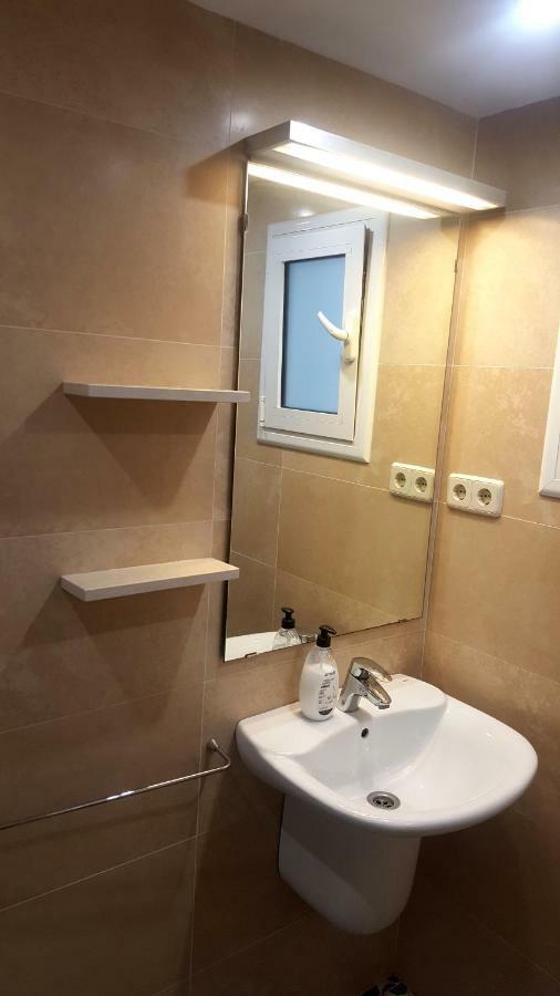 Tossa Blue Apartment ตอสซาเดมาร์ ภายนอก รูปภาพ